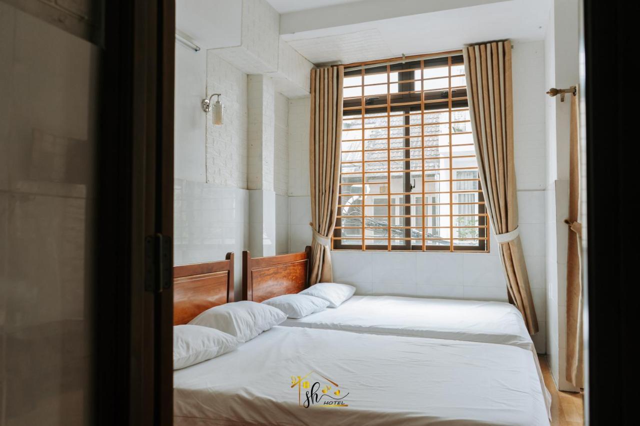 Sh Hotel Hue Exterior photo