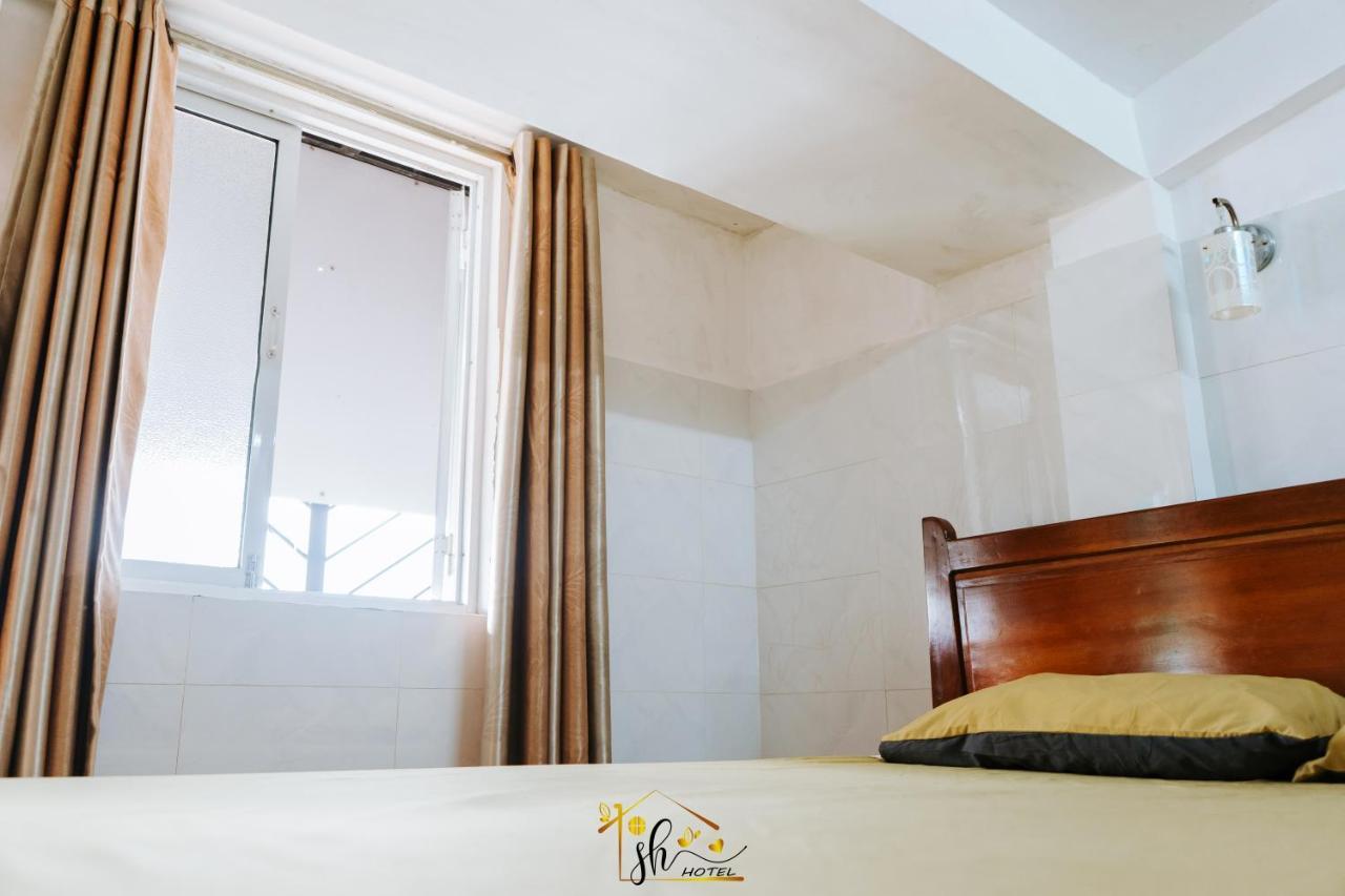 Sh Hotel Hue Exterior photo